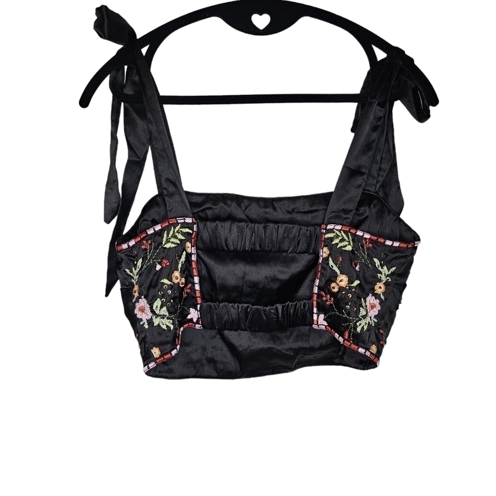 Free People Ensemble Petra Black Satin Pant Crop Top Set Embroidered Size 8 - Picture 9 of 13